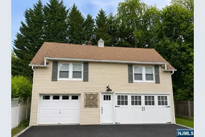 51 Sheridan Avenue, Ho Ho Kus, NJ 07423 - Photo 1