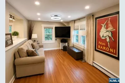 51 Sheridan Avenue, Ho Ho Kus, NJ 07423 - Photo 2