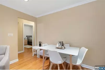 201 Oakdene Place D1 #D1, Cliffside Park, NJ 07010 - Photo 6