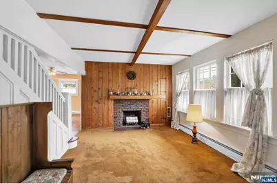 163 W Midland Avenue, Paramus, NJ 07652 - Photo 14