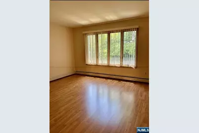 620 Midland Avenue A #a, Saddle Brook Township, NJ 07663 - Photo 6
