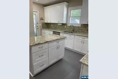 257 Cherry Lane, Teaneck Township, NJ 07666 - Photo 8