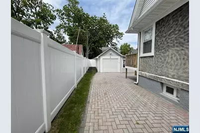 257 Cherry Lane, Teaneck Township, NJ 07666 - Photo 20