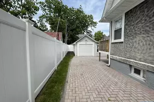 257 Cherry Ln, Teaneck Township, NJ 07666 - Photo 20
