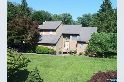88 Van Blarcom Lane, Wyckoff Township, NJ 07481 - Photo 1