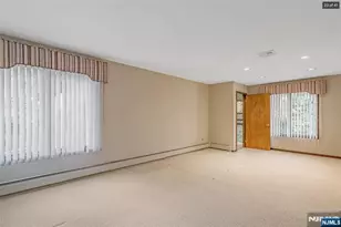 88 Van Blarcom Ln, Wyckoff Township, NJ 07481 - Photo 22