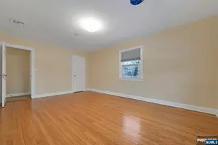 40 Clinton Ave, Tenafly, NJ 07670 - Photo 18