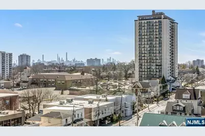 2000 Linwood Avenue 9J #9J, Fort Lee, NJ 07024 - Photo 16