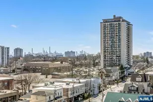 2000 Linwood Ave 9J, Fort Lee, NJ 07024 - Photo 16