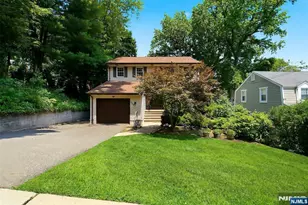 308 Ross Ave, Hackensack, NJ 07601 - Photo 2