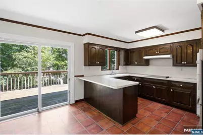 308 Ross Avenue, Hackensack, NJ 07601 - Photo 12