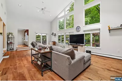 10 Arcadia Road, Woodcliff Lake, NJ 07677 - Photo 8