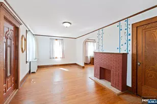 446 Marlboro Rd, Wood Ridge, NJ 07075 - Photo 4