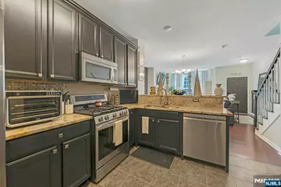 1 Clover Lane 101 #101, Garfield, NJ 07026 - Photo 10