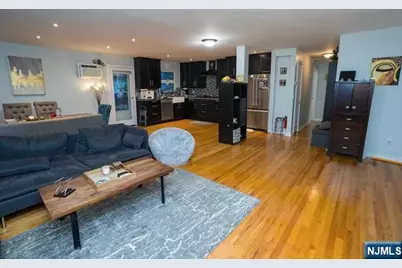 1462A River Road 1 #1, Edgewater, NJ 07020 - Photo 2