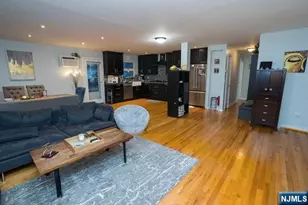 1462A River Road 1, Edgewater, NJ 07020 - Photo 2