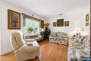 804 Saddle River Rd, Saddle Brook Township, NJ 07663 - Photo 6