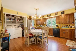 804 Saddle River Rd, Saddle Brook Township, NJ 07663 - Photo 2
