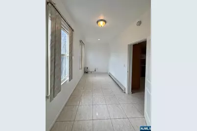 525 Harrison Avenue 2F #2F, Harrison, NJ 07029 - Photo 8