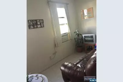 525 Harrison Avenue 2F #2F, Harrison, NJ 07029 - Photo 8