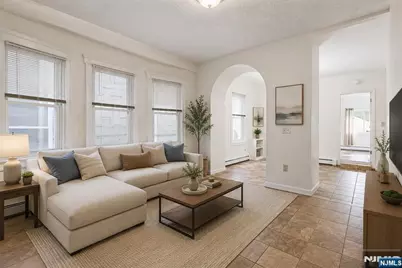 86 Clendenny Avenue, Jersey City, NJ 07304 - Photo 4