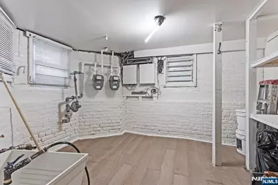86 Clendenny Avenue, Jersey City, NJ 07304 - Photo 18