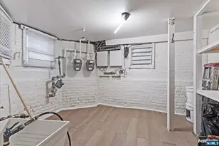 86 Clendenny Ave, Jersey City, NJ 07304 - Photo 18