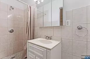 86 Clendenny Ave, Jersey City, NJ 07304 - Photo 16