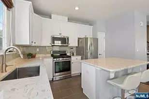 44 Truman Dr, Wood Ridge, NJ 07075 - Photo 22