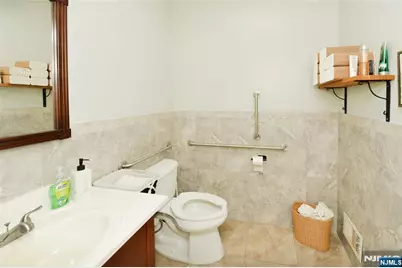 1005-1009 S Maple Avenue, Glen Rock, NJ 07452 - Photo 10