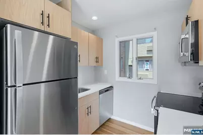 1 Coles Avenue 1C #1C, Hackensack, NJ 07601 - Photo 6