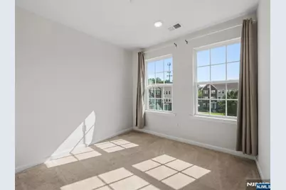 18 Litchfield Lane, Fair Lawn, NJ 07410 - Photo 42