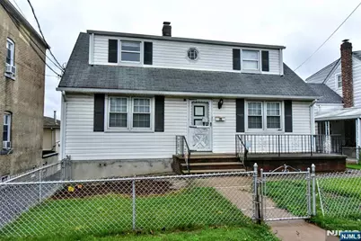 391 Macarthur Avenue, Garfield, NJ 07026 - Photo 6