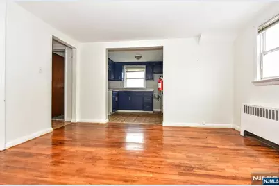 391 Macarthur Avenue, Garfield, NJ 07026 - Photo 14