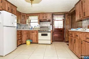 391 MacArthur Ave, Garfield, NJ 07026 - Photo 36