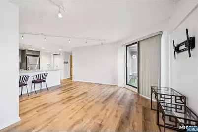 55 Clinton Place 510 #510, Hackensack, NJ 07601 - Photo 6