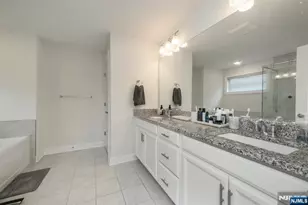 22 Hilltop Dr, Caldwell, NJ 07006 - Photo 22