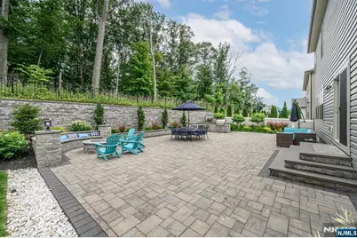 22 Hilltop Drive, Caldwell, NJ 07006 - Photo 40