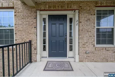 22 Hilltop Drive, Caldwell, NJ 07006 - Photo 2
