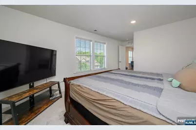 22 Hilltop Drive, Caldwell, NJ 07006 - Photo 32