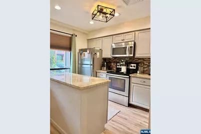 528 Upper Upperway 28B #28B, Wharton, NJ 07885 - Photo 2