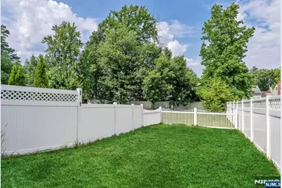 69 Prospect Street 2 #2, Paramus, NJ 07652 - Photo 16