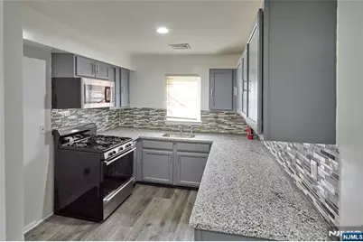 464-466 16th Street, Newark, NJ 07103 - Photo 14