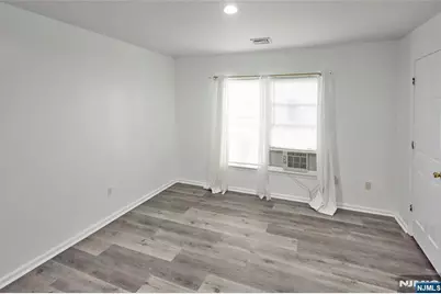 464-466 16th Street, Newark, NJ 07103 - Photo 8