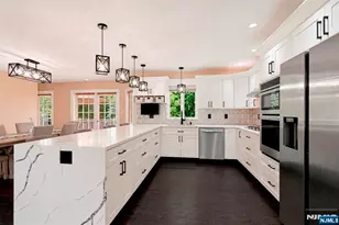 2604 Cleveland Ave, Washington Township, NJ 07676 - Photo 8