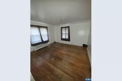 254 Glenwood Avenue, East Orange, NJ 07017 - Photo 8