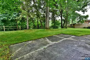 423 W Oakland Ave, Oakland, NJ 07436 - Photo 32