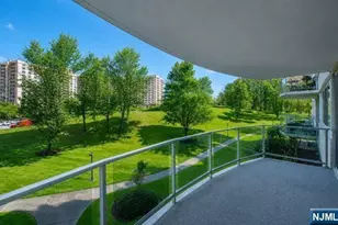 1 Claridge Dr 114, Verona, NJ 07044 - Photo 14