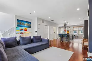 282 Roslyn Ct 282X, West New York, NJ 07093 - Photo 10
