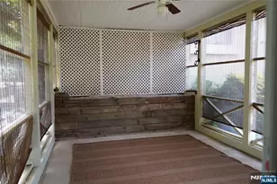 59 Pine St, Midland Park, NJ 07432 - Photo 16